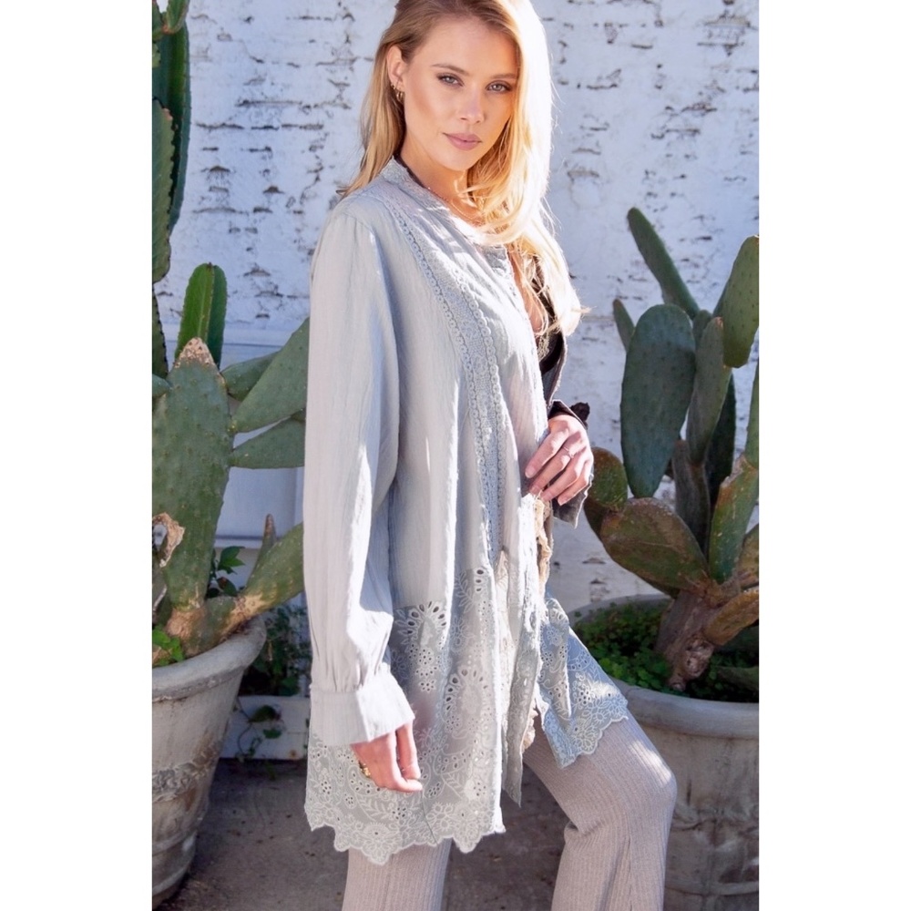 POL Dove Grey Eyelet & Lace Long Sleeve Cotton Button Down Shirt - Picture 3 of 9